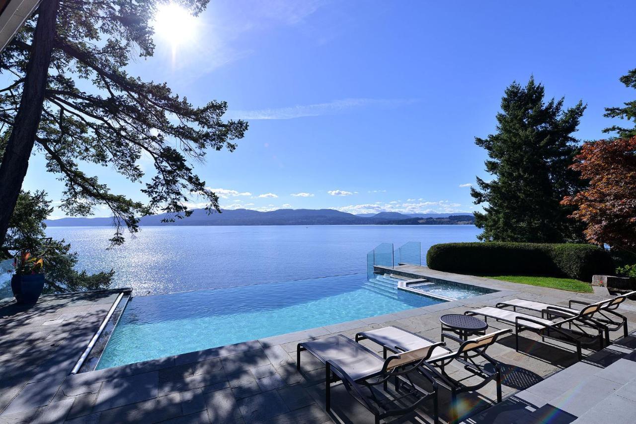Oceanside Lodge Saanich Inlet North Saanich Exteriör bild